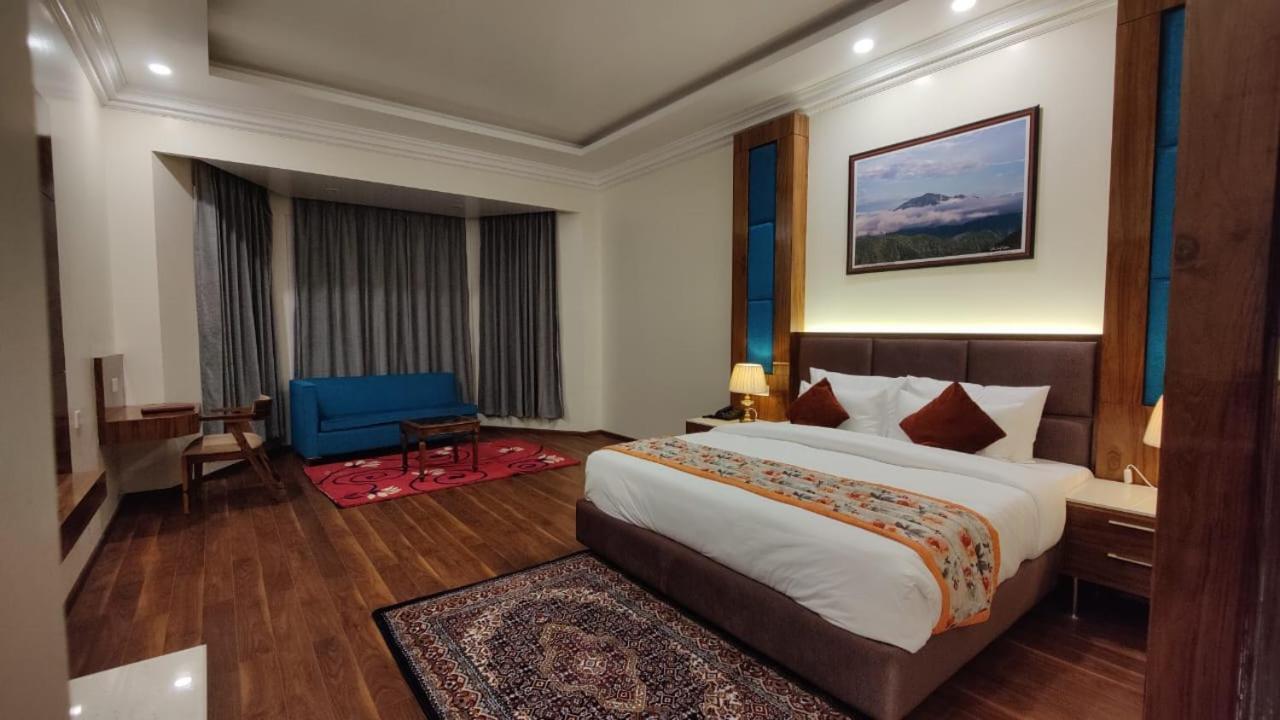 Hotel Woodpark ชิมลา ภายนอก รูปภาพ