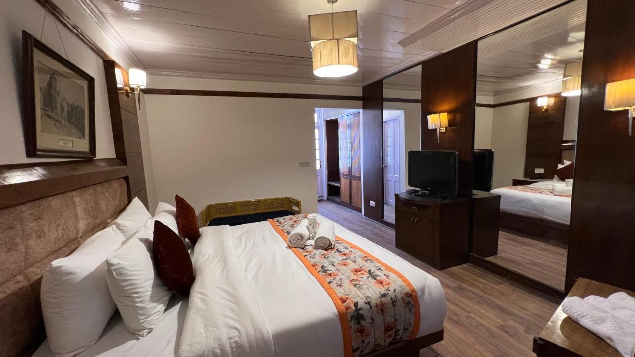 Hotel Woodpark ชิมลา ภายนอก รูปภาพ