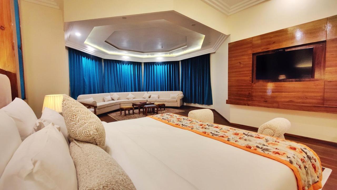 Hotel Woodpark ชิมลา ภายนอก รูปภาพ